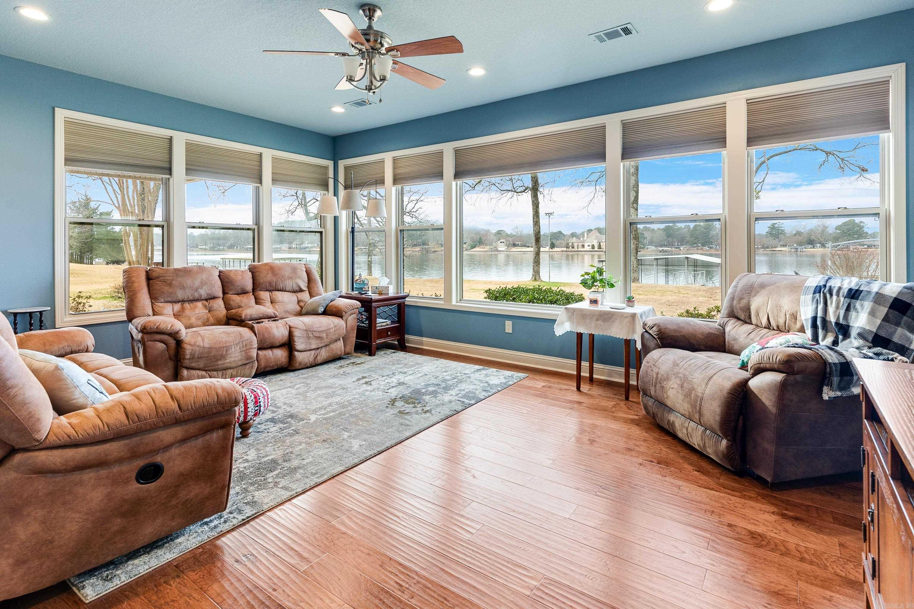CAROLINE ACRES - Residential