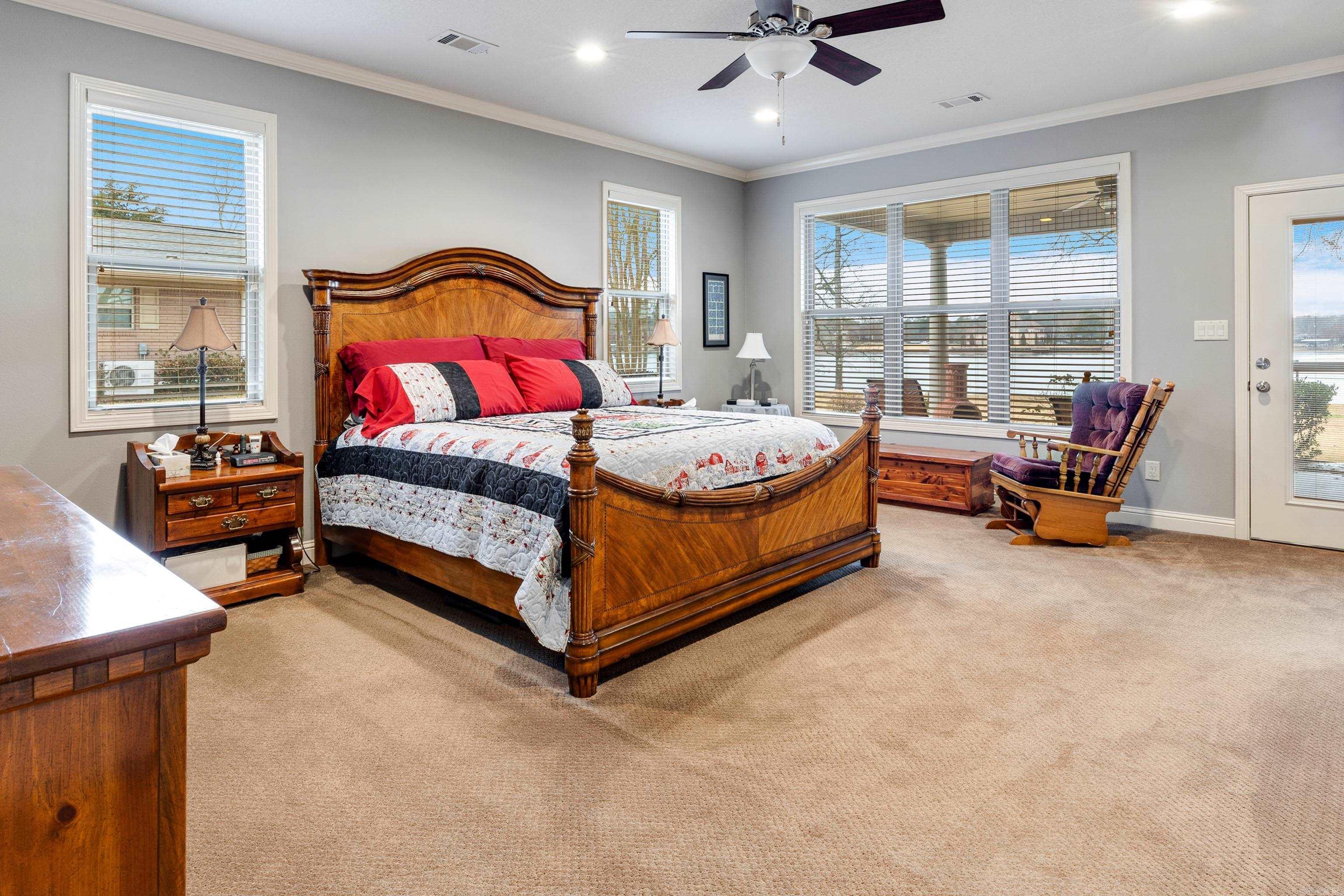 CAROLINE ACRES - Residential