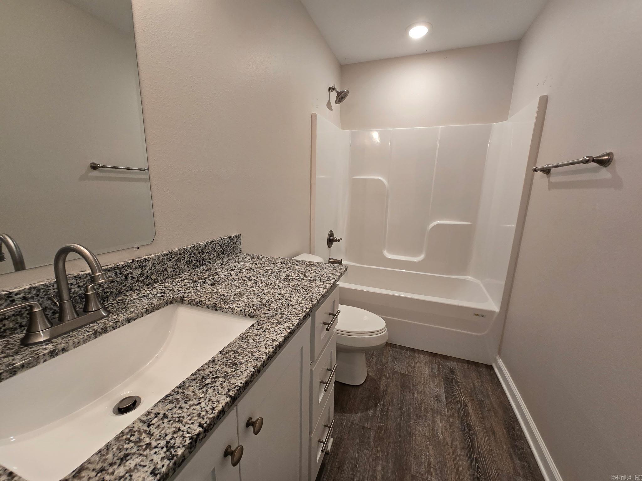 Oak Dale - Residential Lease