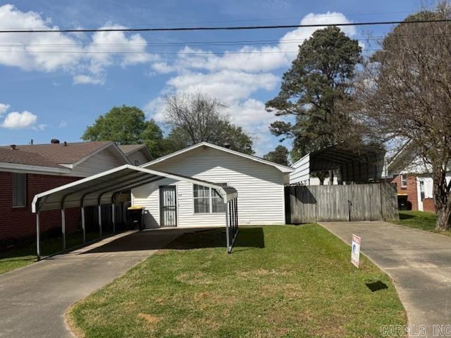 This is a cute small house.  It is perfect for a couple or single person.  It has a large living area with kitchen, bedroom and bath.