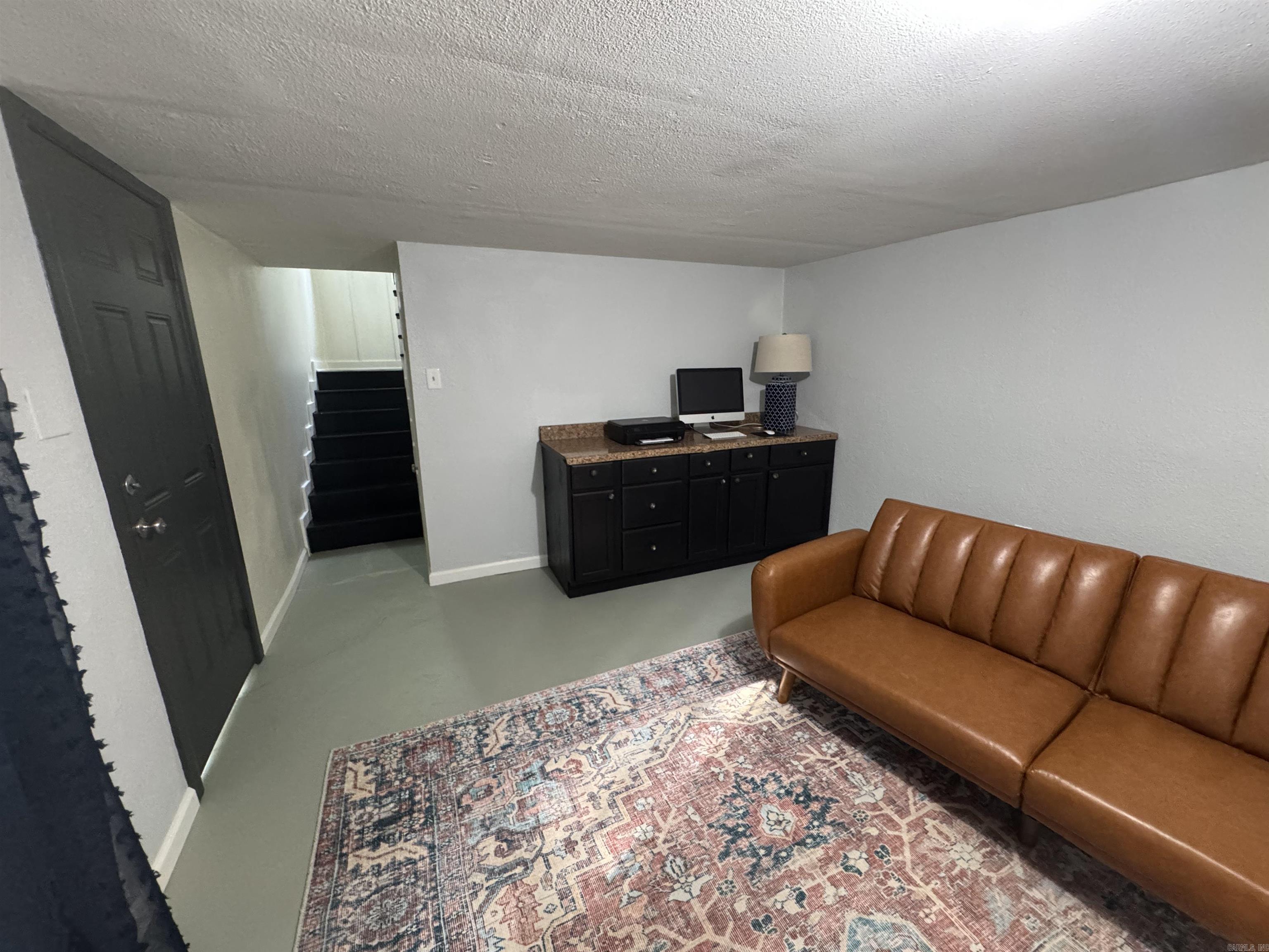 HSR BLK - Residential