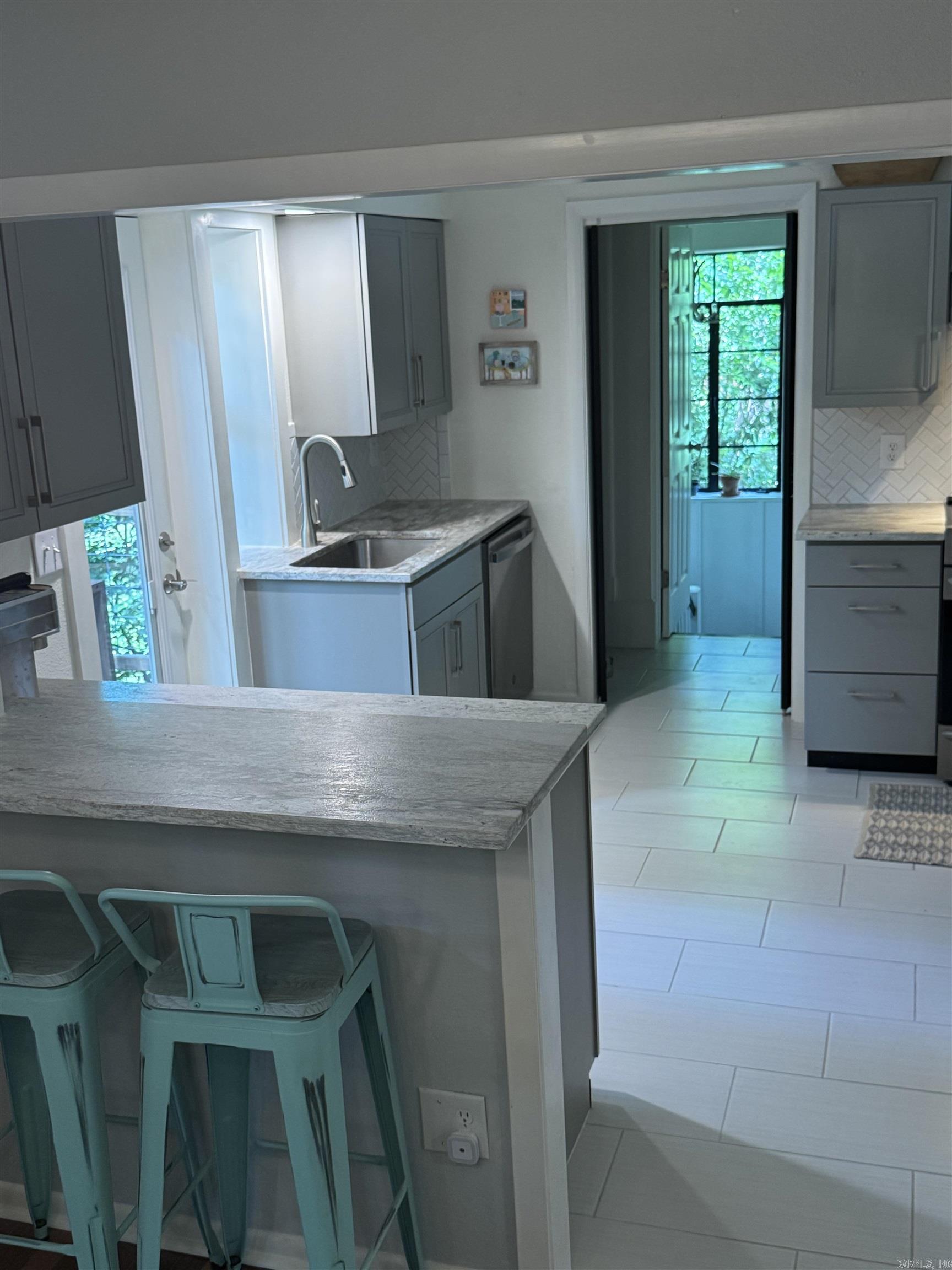 HSR BLK - Residential