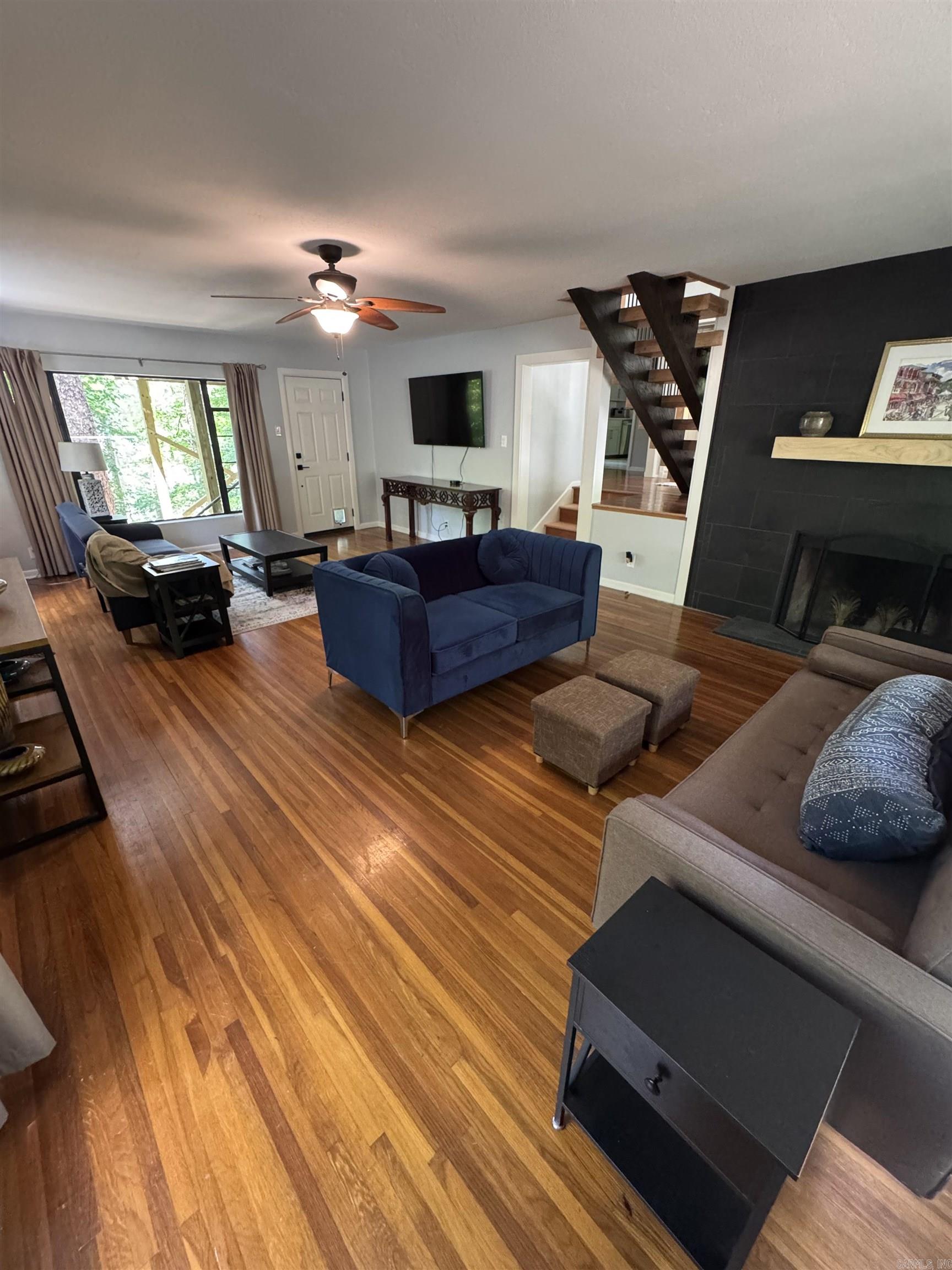 HSR BLK - Residential