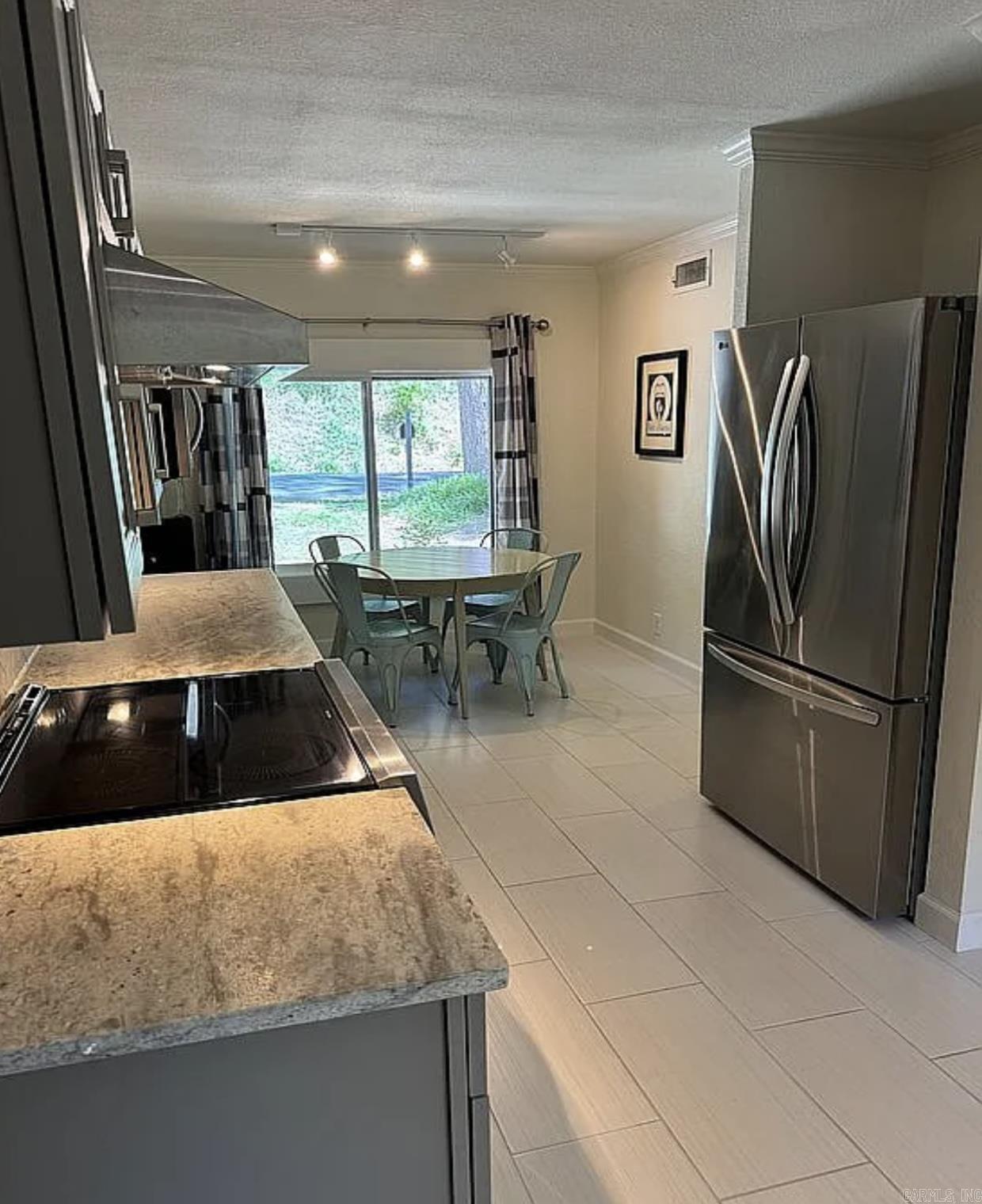 HSR BLK - Residential