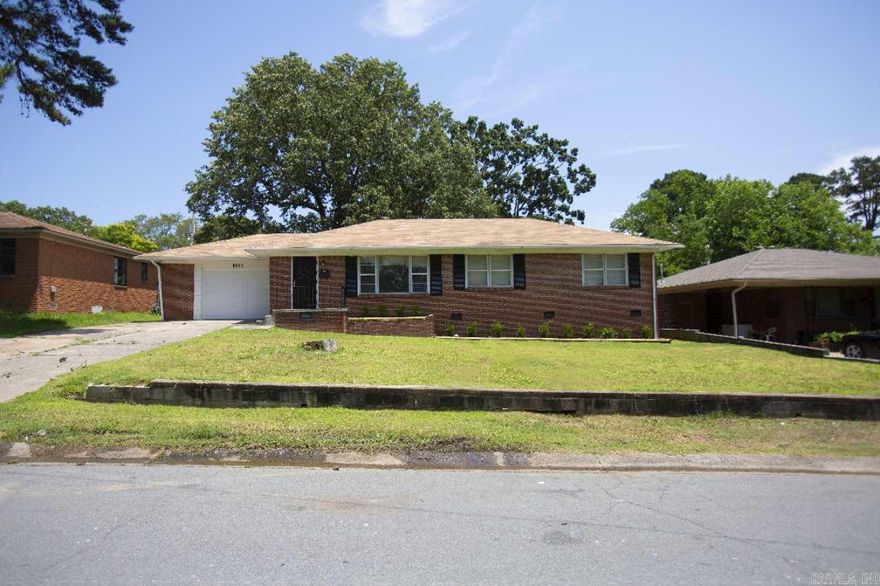 3 bedroom, 1.5 bath in Little Rock waiting for you to call home. Spacious backyard and good curb appeal. Hard flooring throughout. The lease for this property is for 2 years with a 3% increase after the first year. Income has to be 3x the amount of rent. This property does not accept section 8.