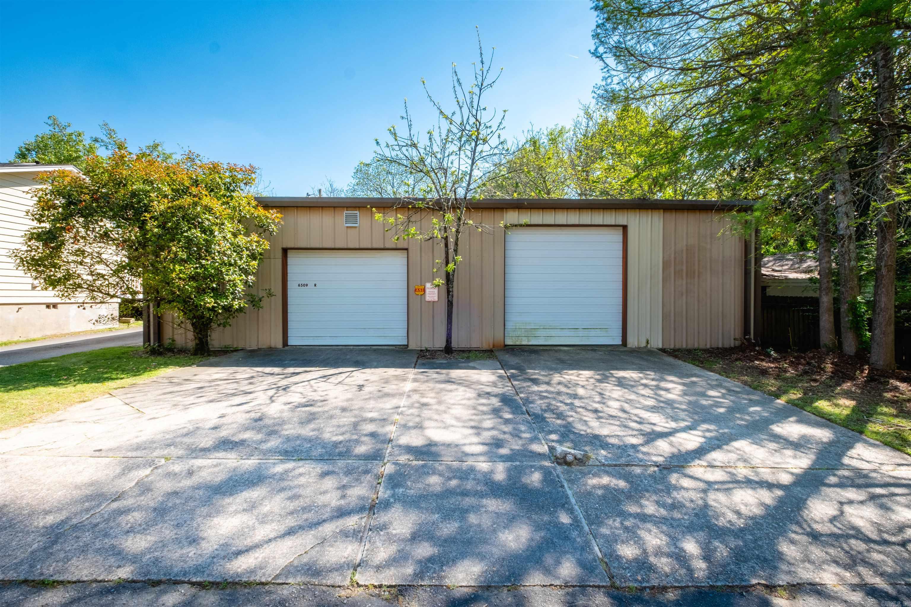 FOREST PARK - Residential