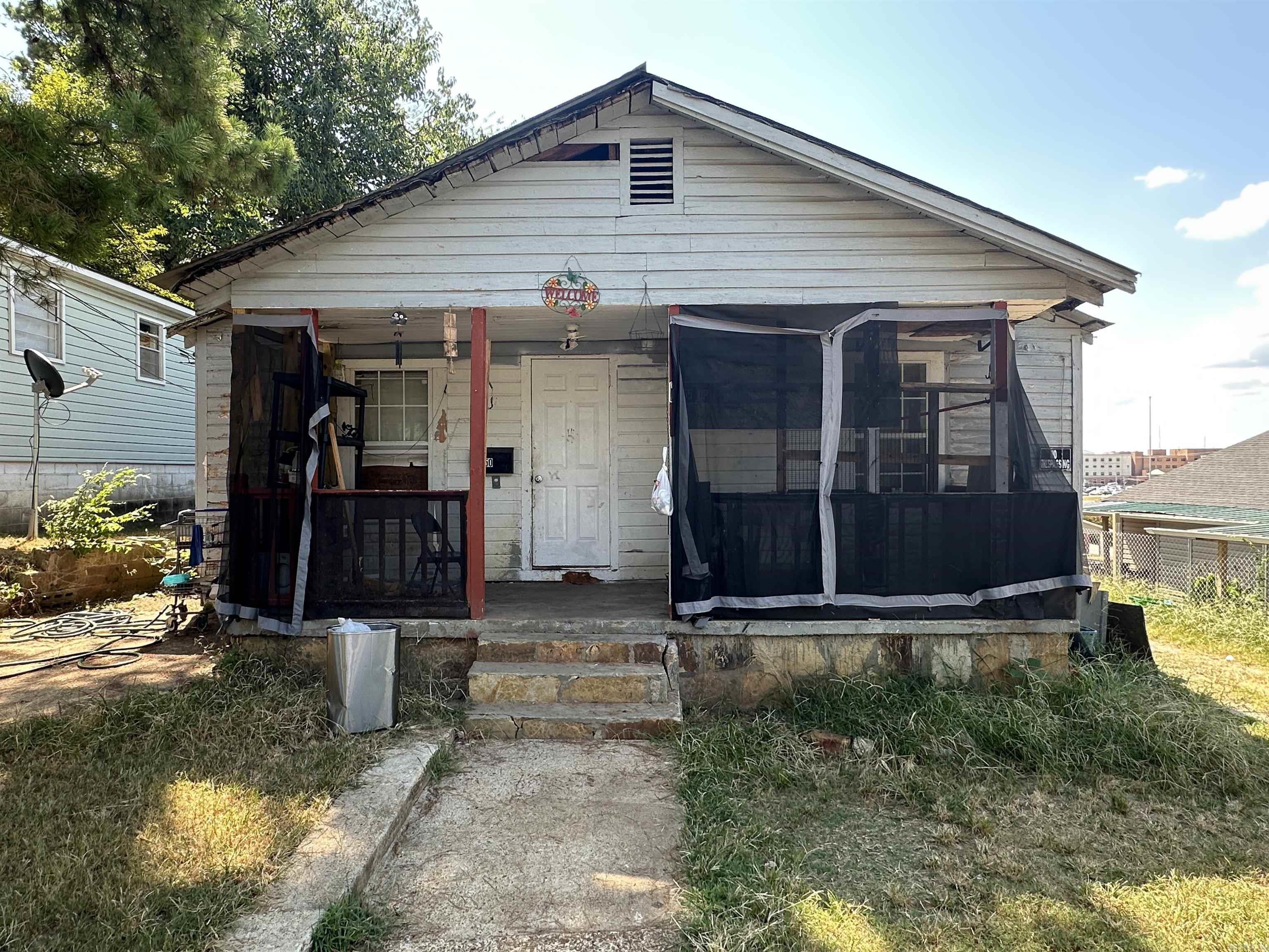 Attention investors and handy buyers! This 4-bedroom, 1.5 bath home in the heart of Batesville is a true fixer-upper ready for your vision. The property is being sold as-is, where-is, with all faults ā perfect for a renovation project, flip, or long-term rental investment. The main level offers 2 bedrooms and 1 full bath, with the seller reporting an additional 2 bedrooms and a half bath upstairs. The stairwell has been removed, so access to the second floor will need to be reestablished. The home has power and water connections, though both services are currently shut off. Sitting on a city lot with convenient access to schools, shopping, and downtown Batesville, this property has excellent potential for someone ready to bring it back to life. Highlights: 4 bedrooms / 1.5 baths (2 up, 2 down) Utilities available (power & water) Investor special ā renovation required Central Batesville location Bring your tools and imagination ā this property could be a diamond in the rough! **See Agent Remarks**