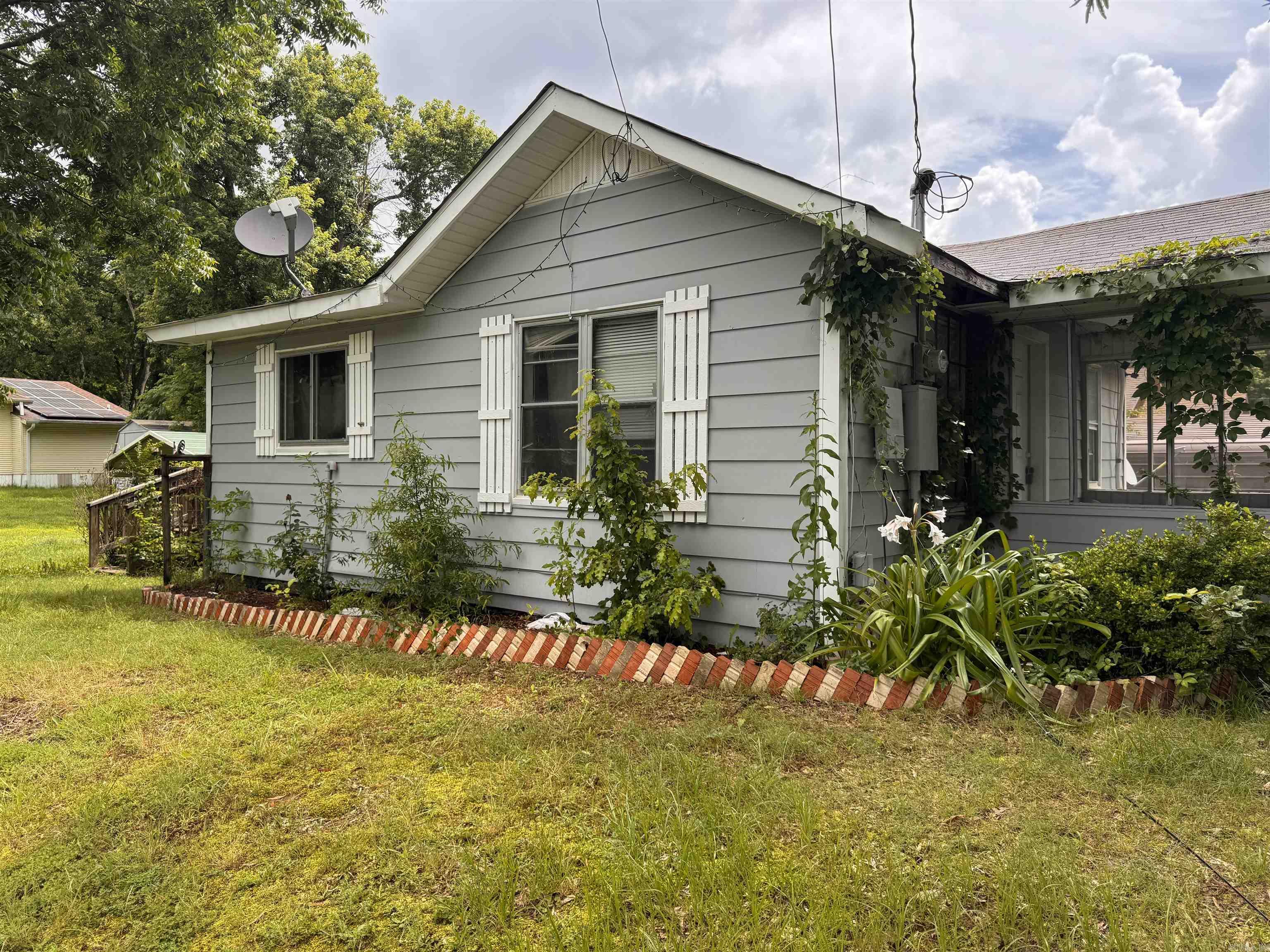 HARRY MOORES ADDN.PLUMERVILLE - Residential
