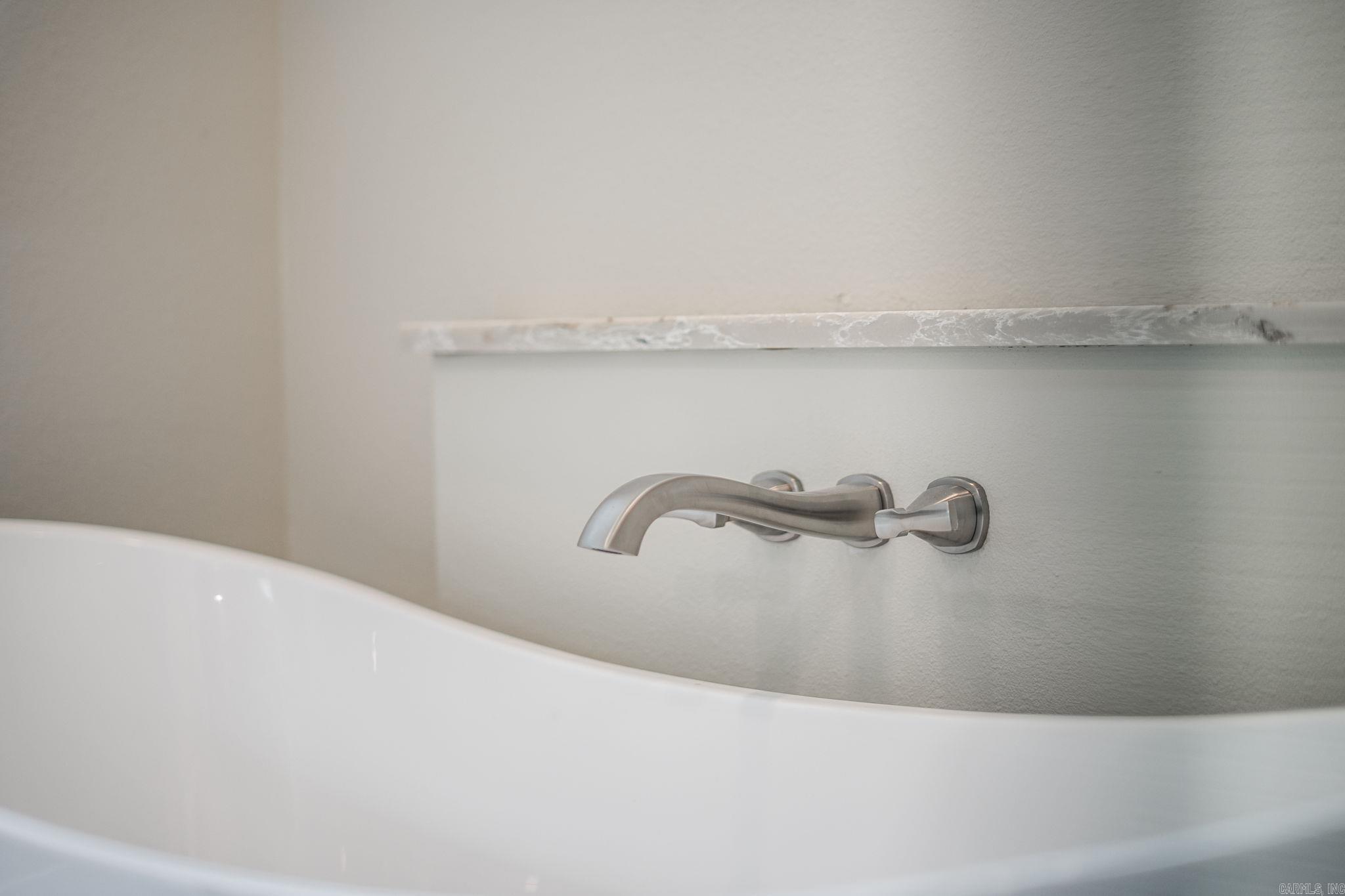 COUNTRY CLUB OF AR THE PH XXIV-C - Residential