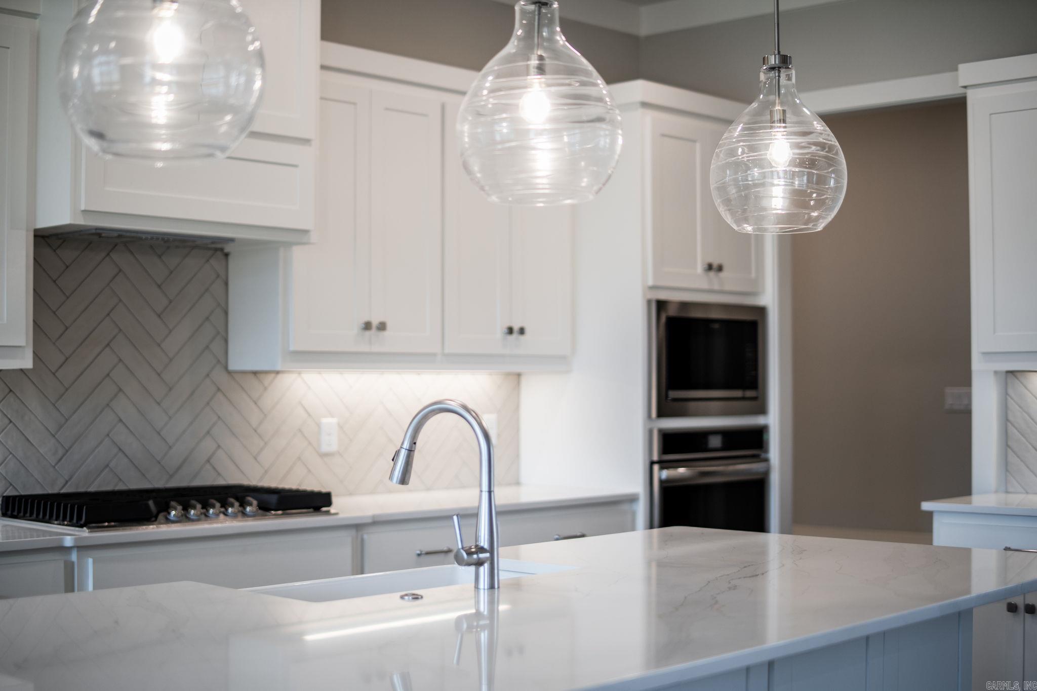 COUNTRY CLUB OF AR THE PH XXIV-C - Residential