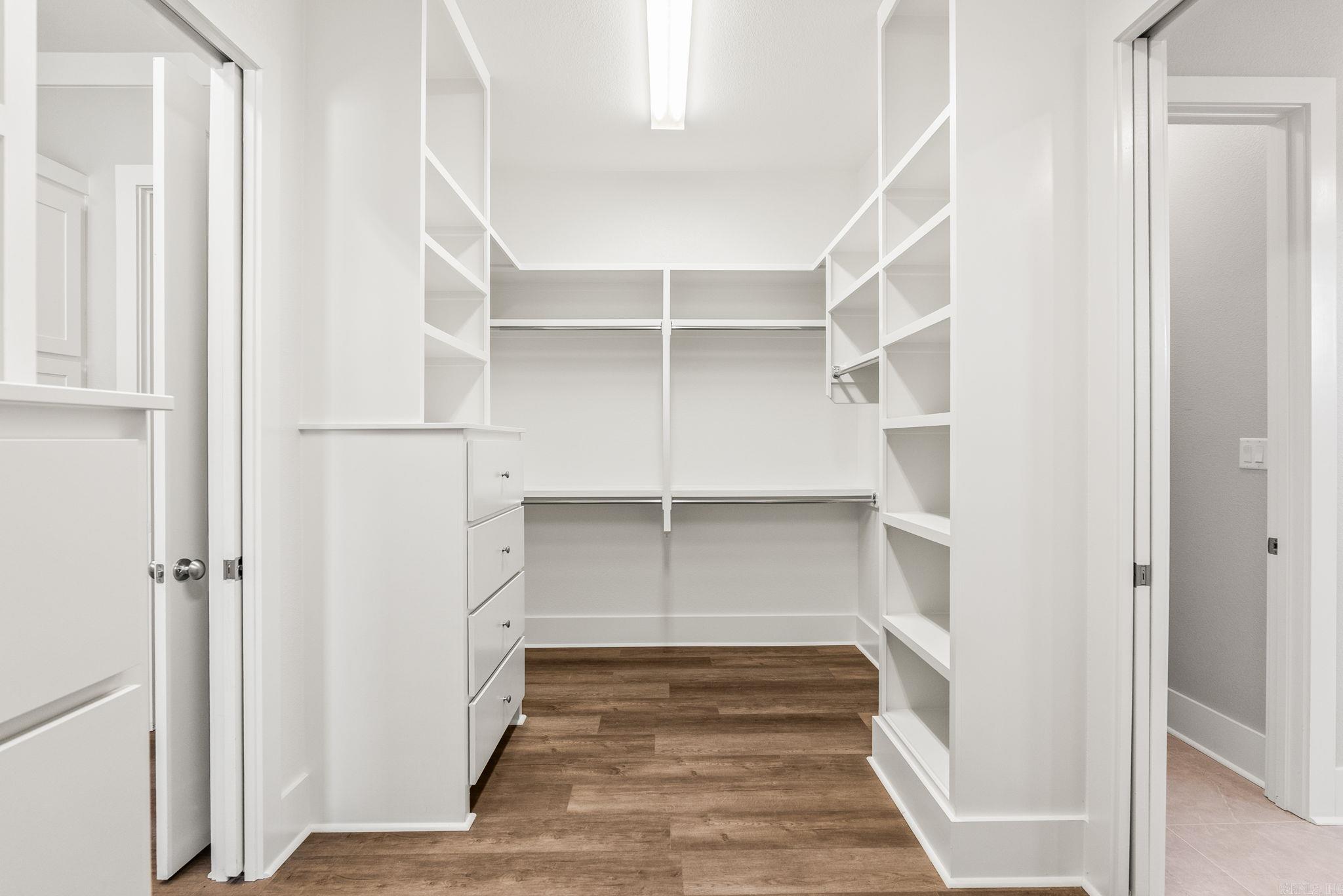 COUNTRY CLUB OF AR THE PH XXIV-C - Residential