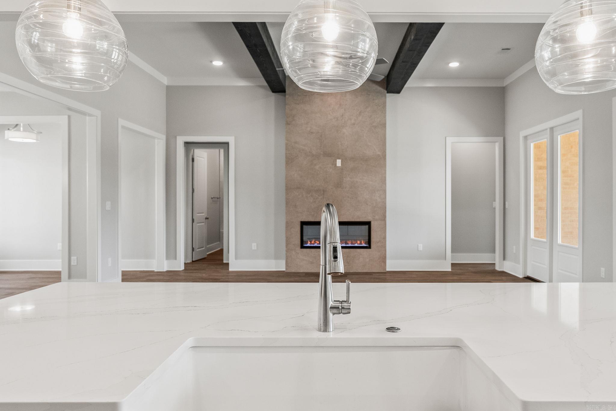 COUNTRY CLUB OF AR THE PH XXIV-C - Residential