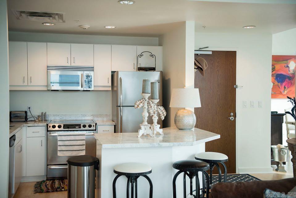 Clinton & Sherman HPR - Residential Lease