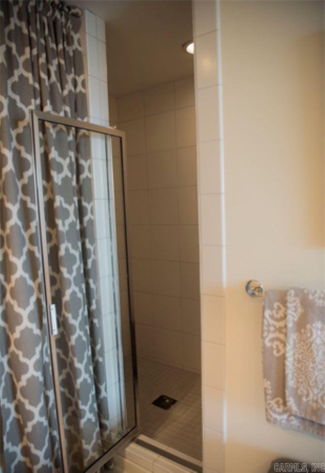 Clinton & Sherman HPR - Residential Lease