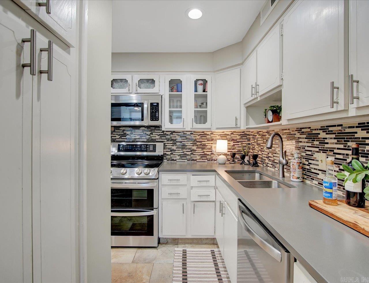 BEACON MANOR HPR - Residential