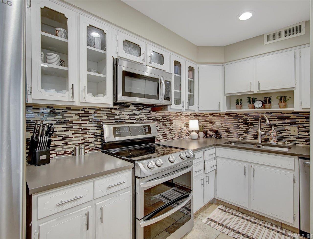 BEACON MANOR HPR - Residential