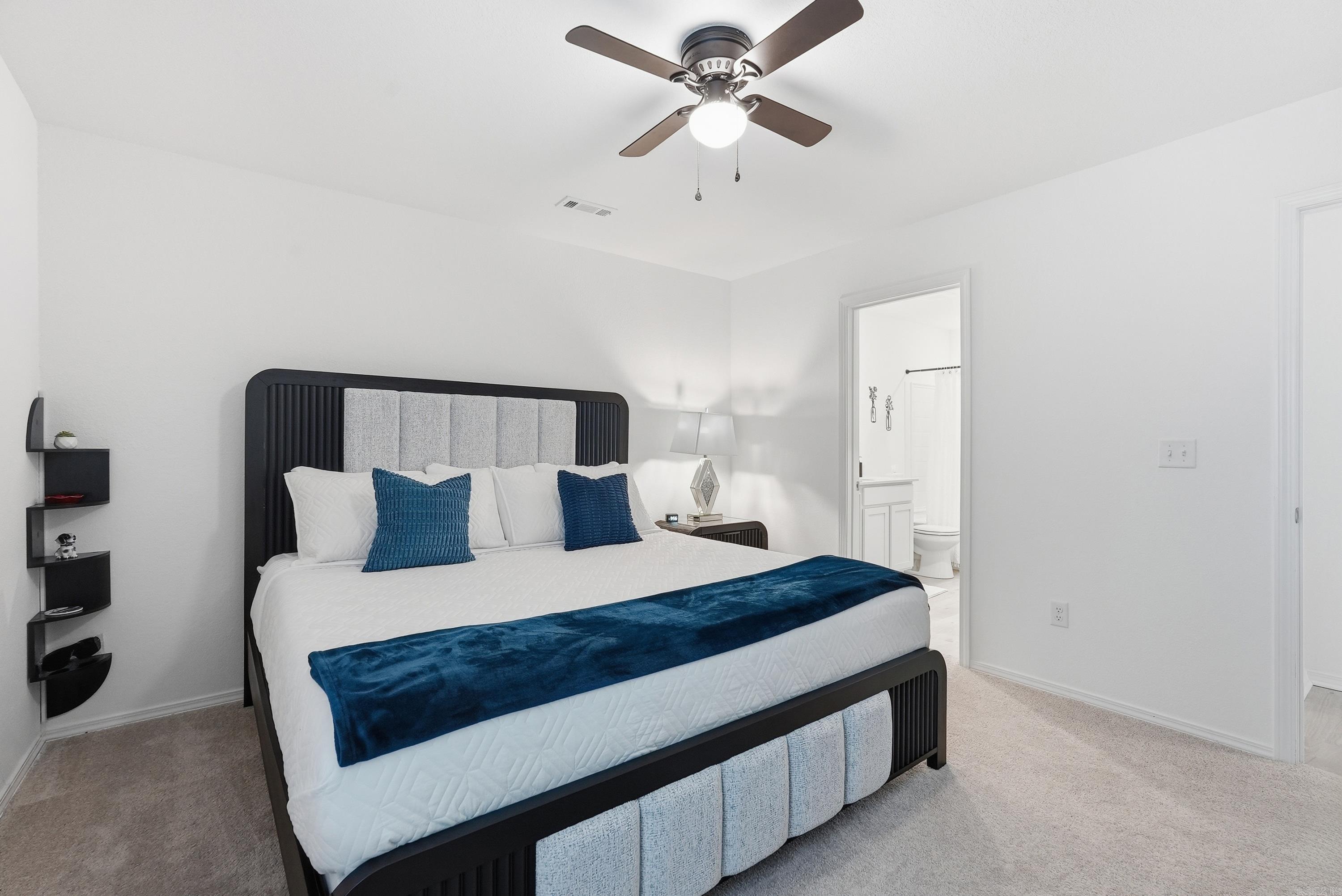 WHITE OAK CROSSING - Residential Lease