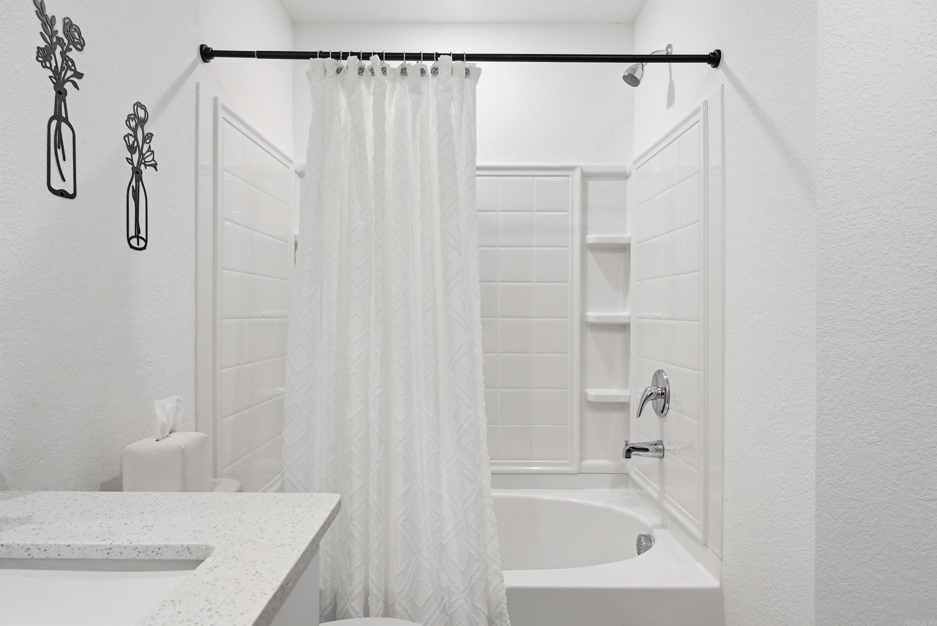 WHITE OAK CROSSING - Residential Lease