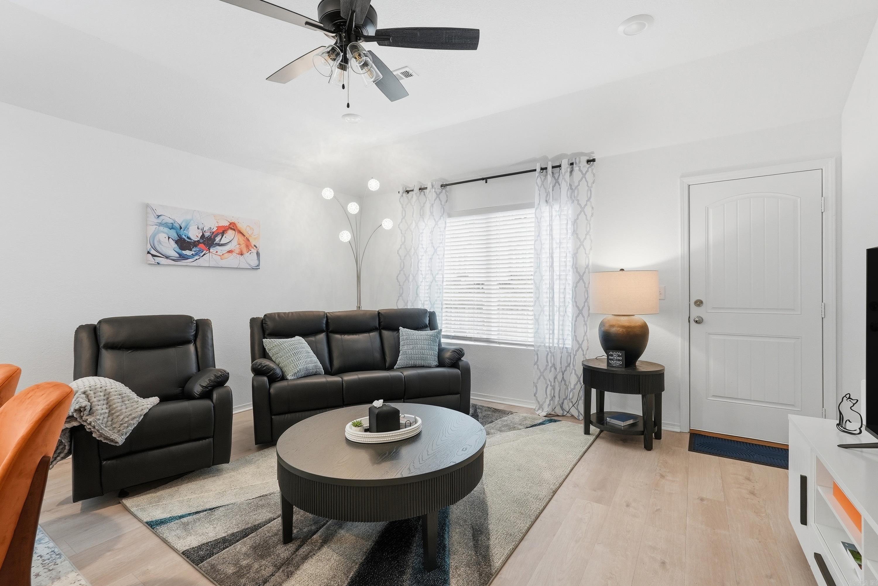 WHITE OAK CROSSING - Residential Lease