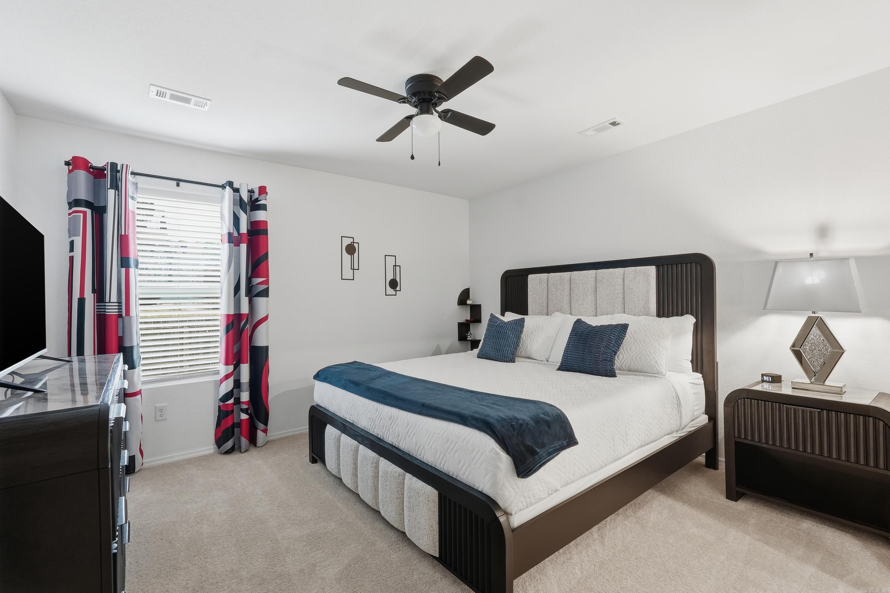 WHITE OAK CROSSING - Residential Lease