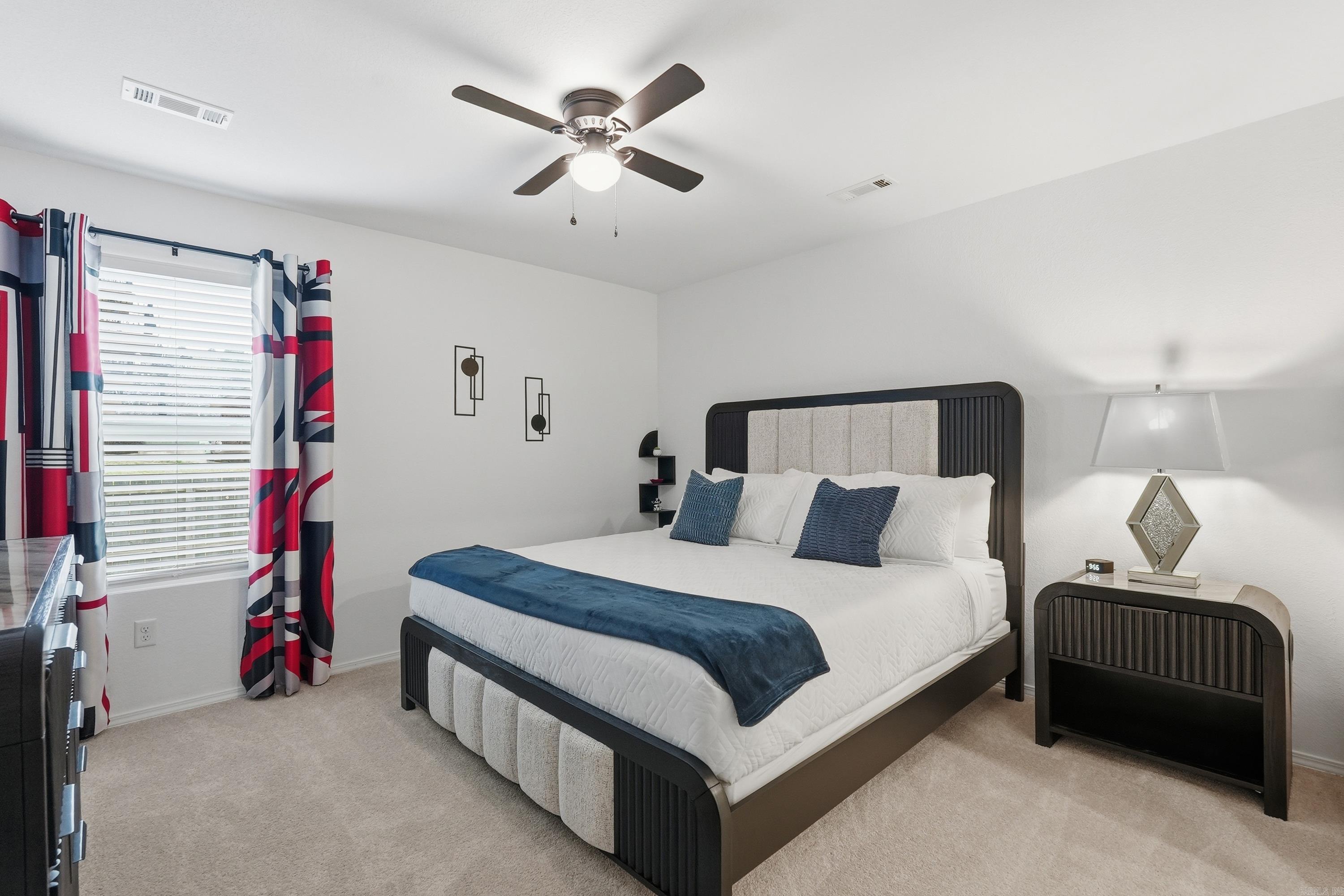 WHITE OAK CROSSING - Residential Lease