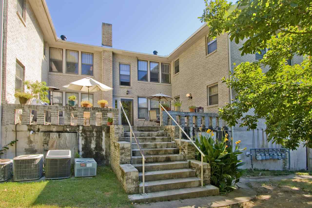 Fairfax Terrace HPR - Residential