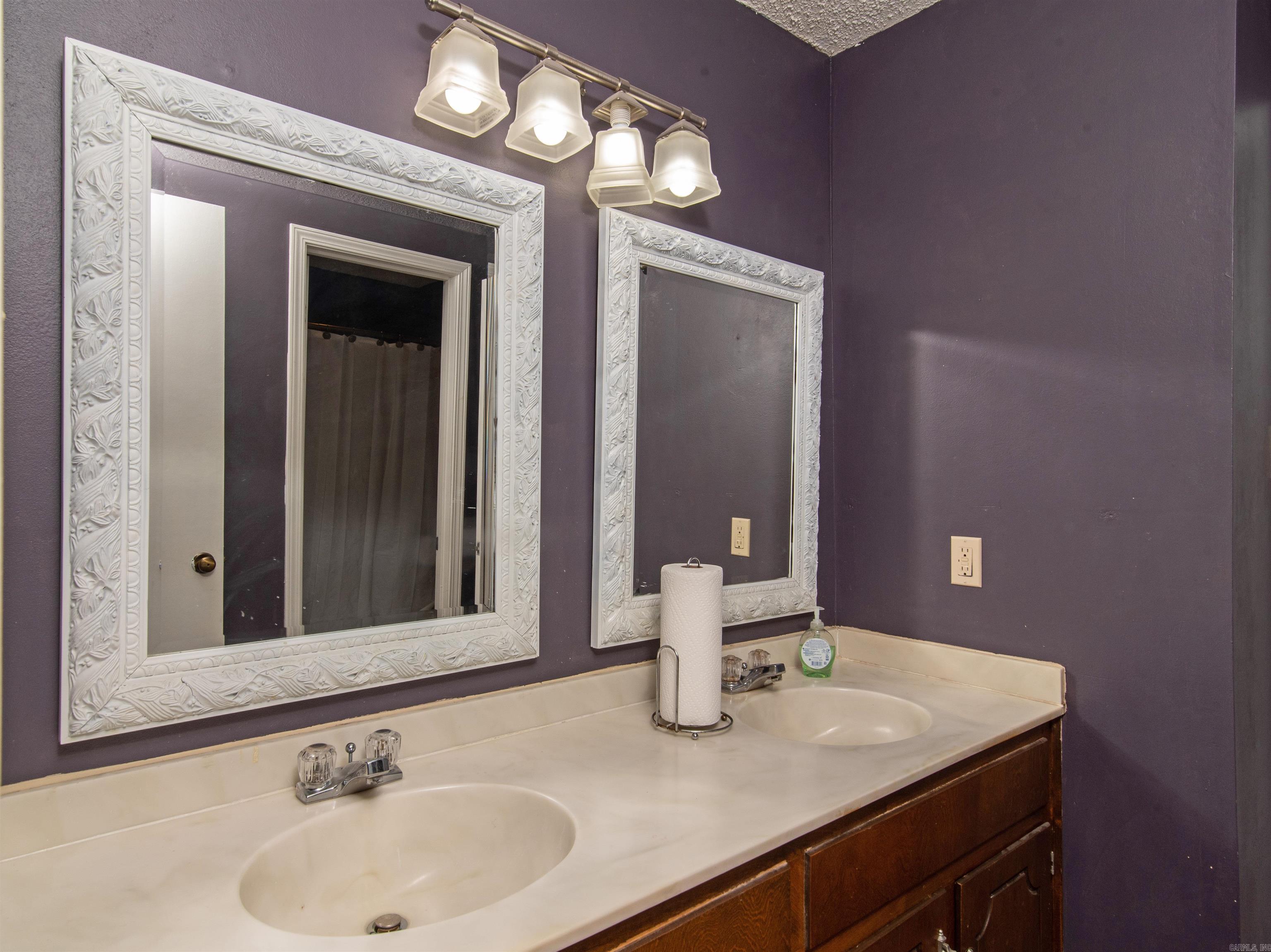 INDIAN HILLS PHASE - Residential