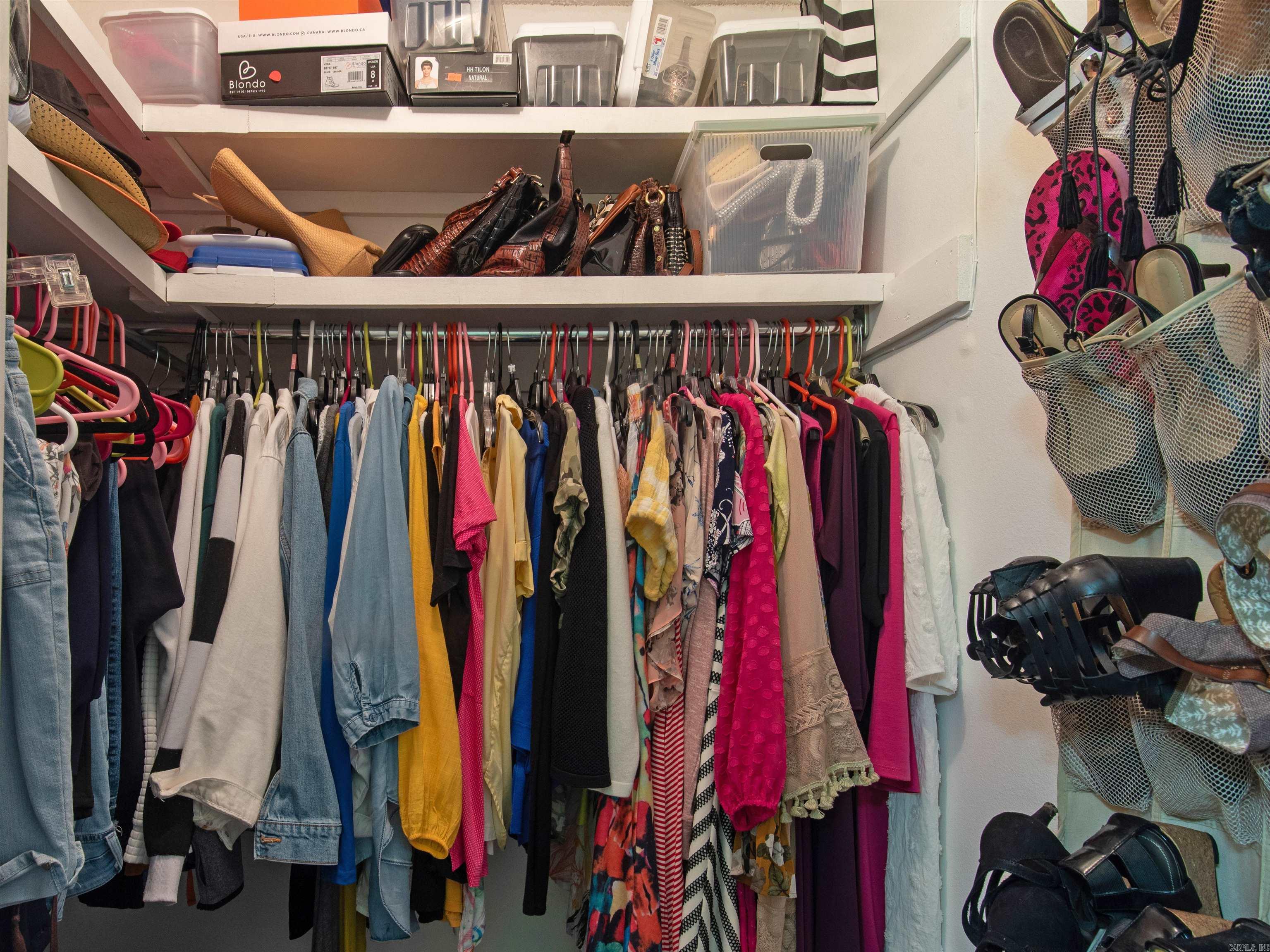 INDIAN HILLS PHASE - Residential