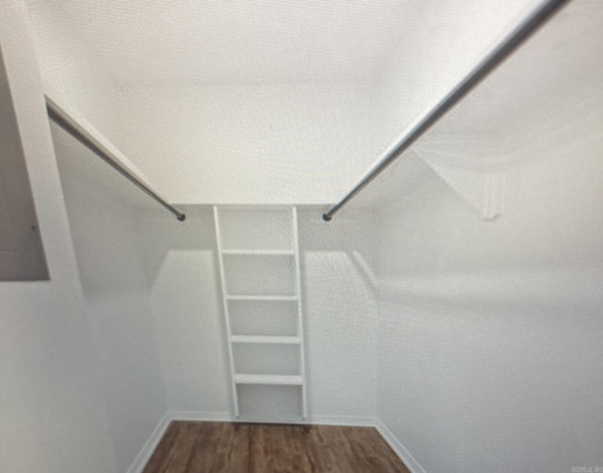 TUCKER CREEK - Residential