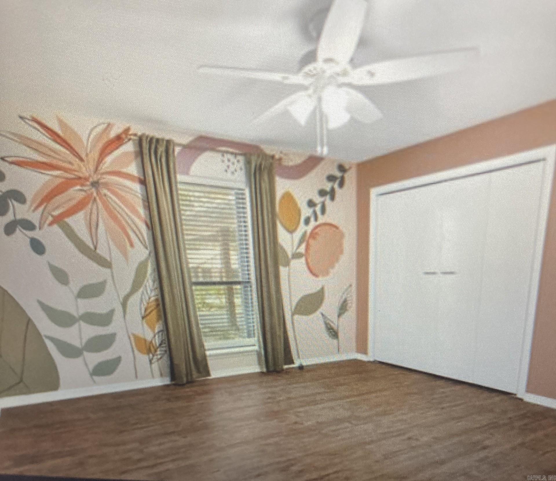 TUCKER CREEK - Residential