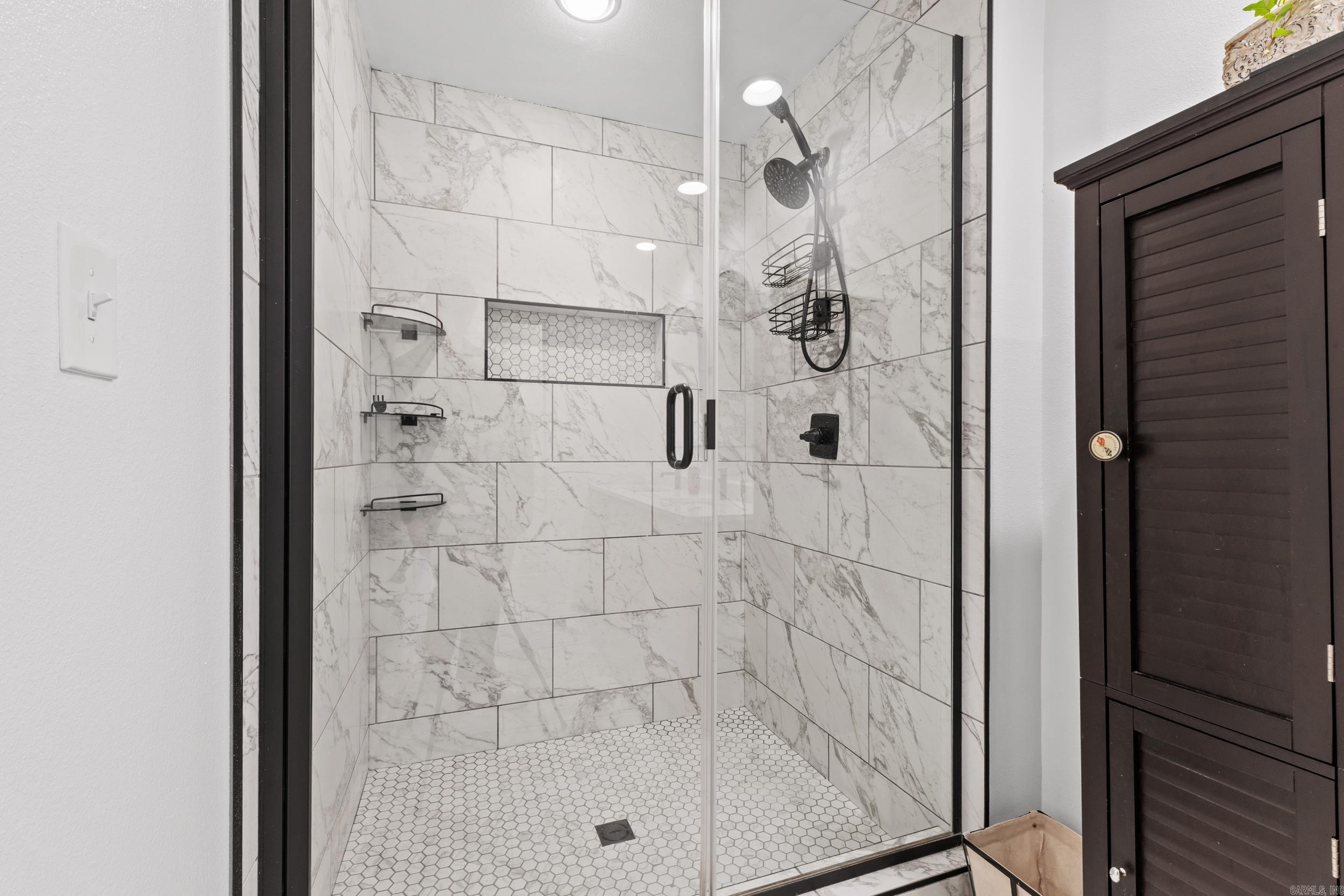 TUCKER CREEK - Residential