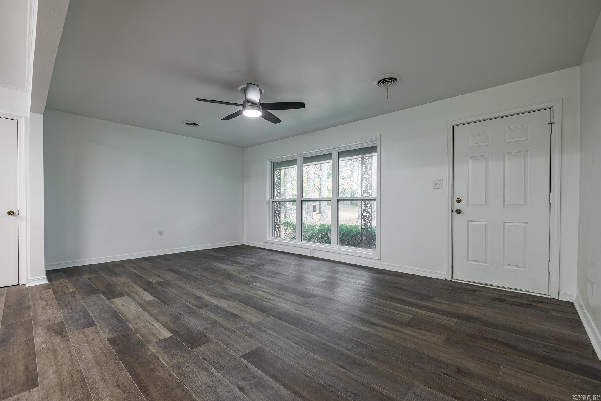 PINE MANOR ADDN - Residential