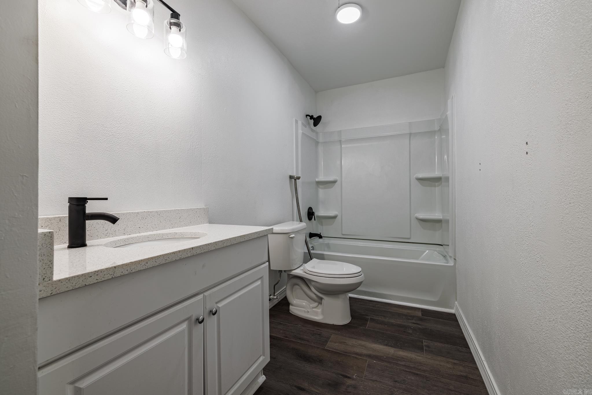 PINE MANOR ADDN - Residential