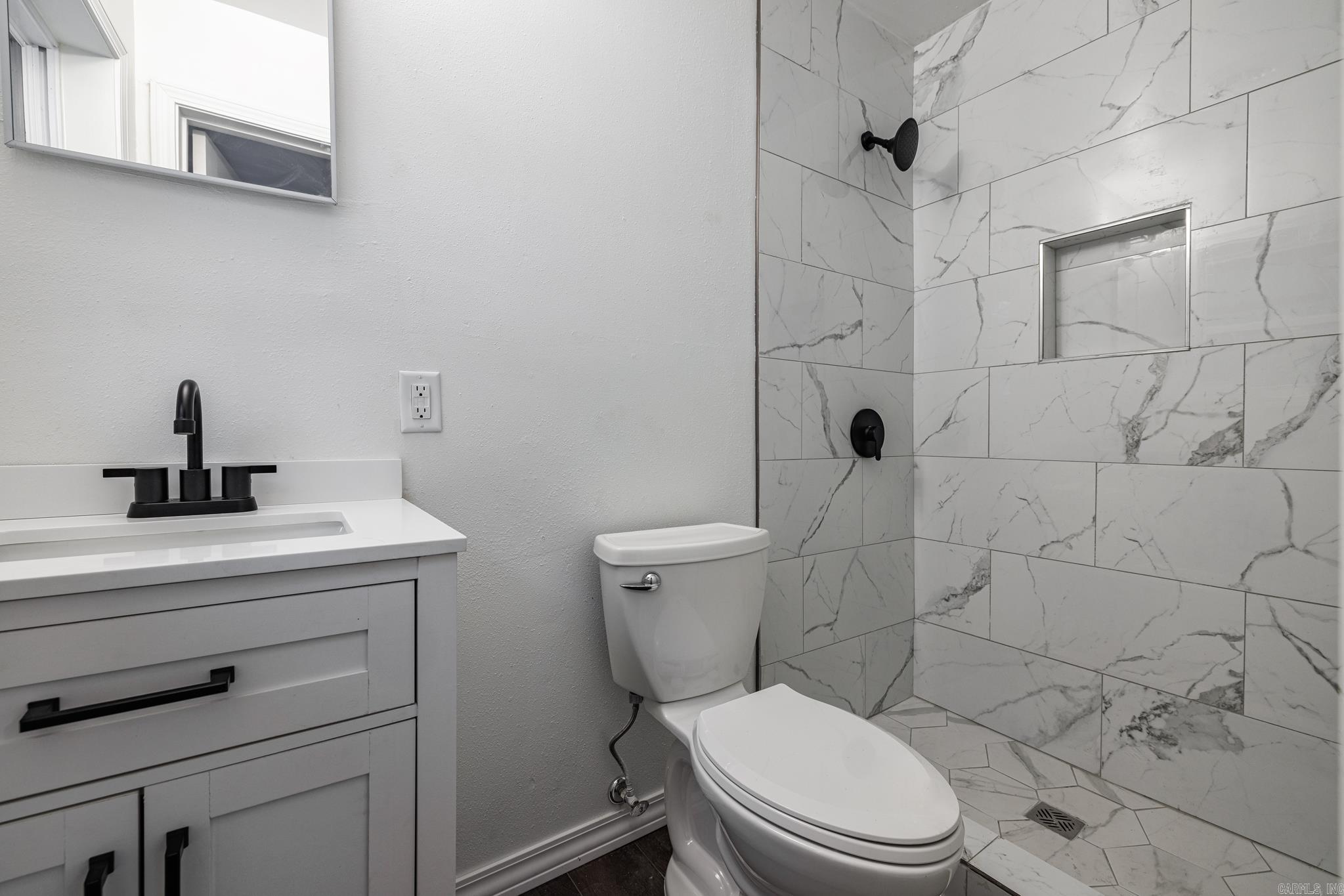 PINE MANOR ADDN - Residential