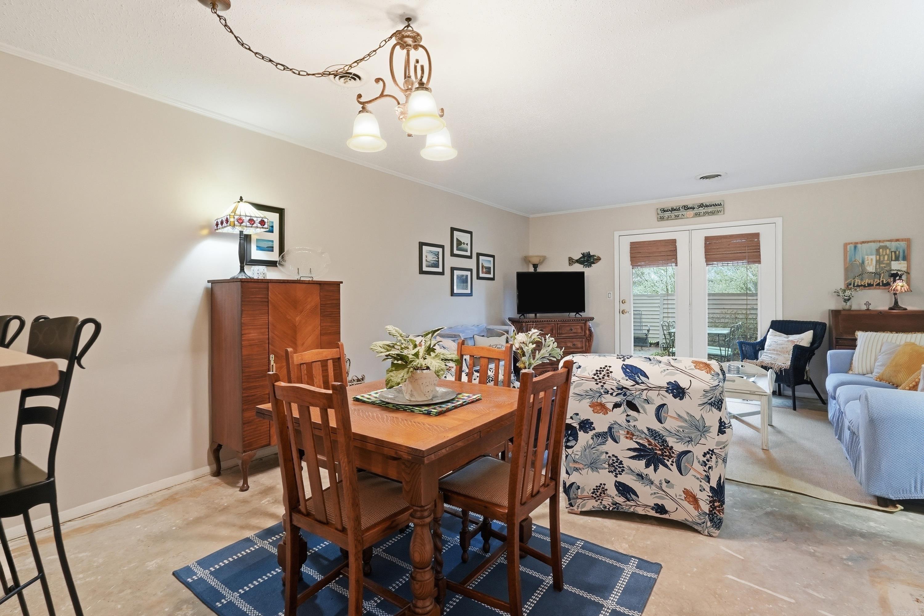 LAKEWOOD HILLS CONDO - Residential