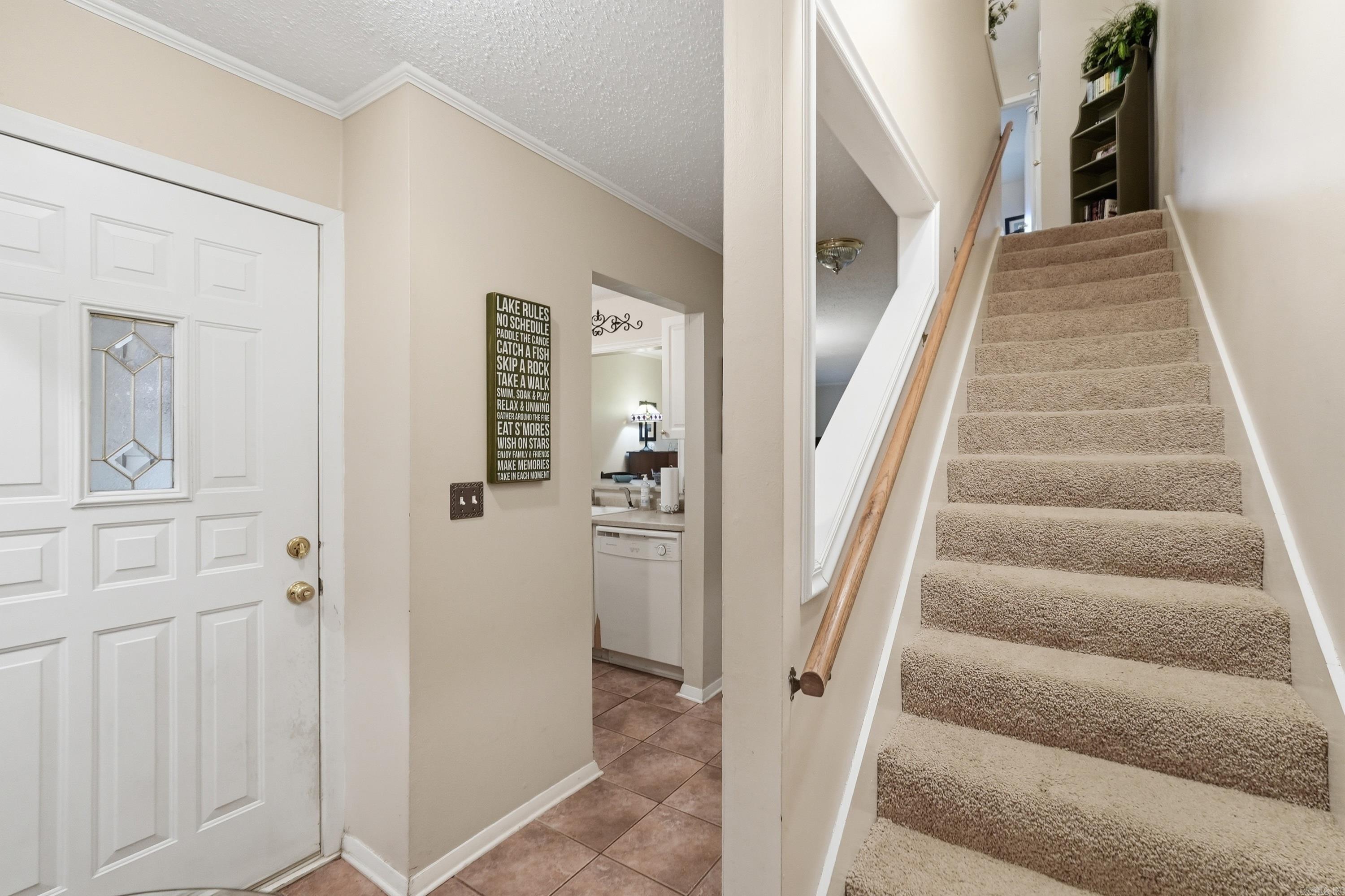 LAKEWOOD HILLS CONDO - Residential