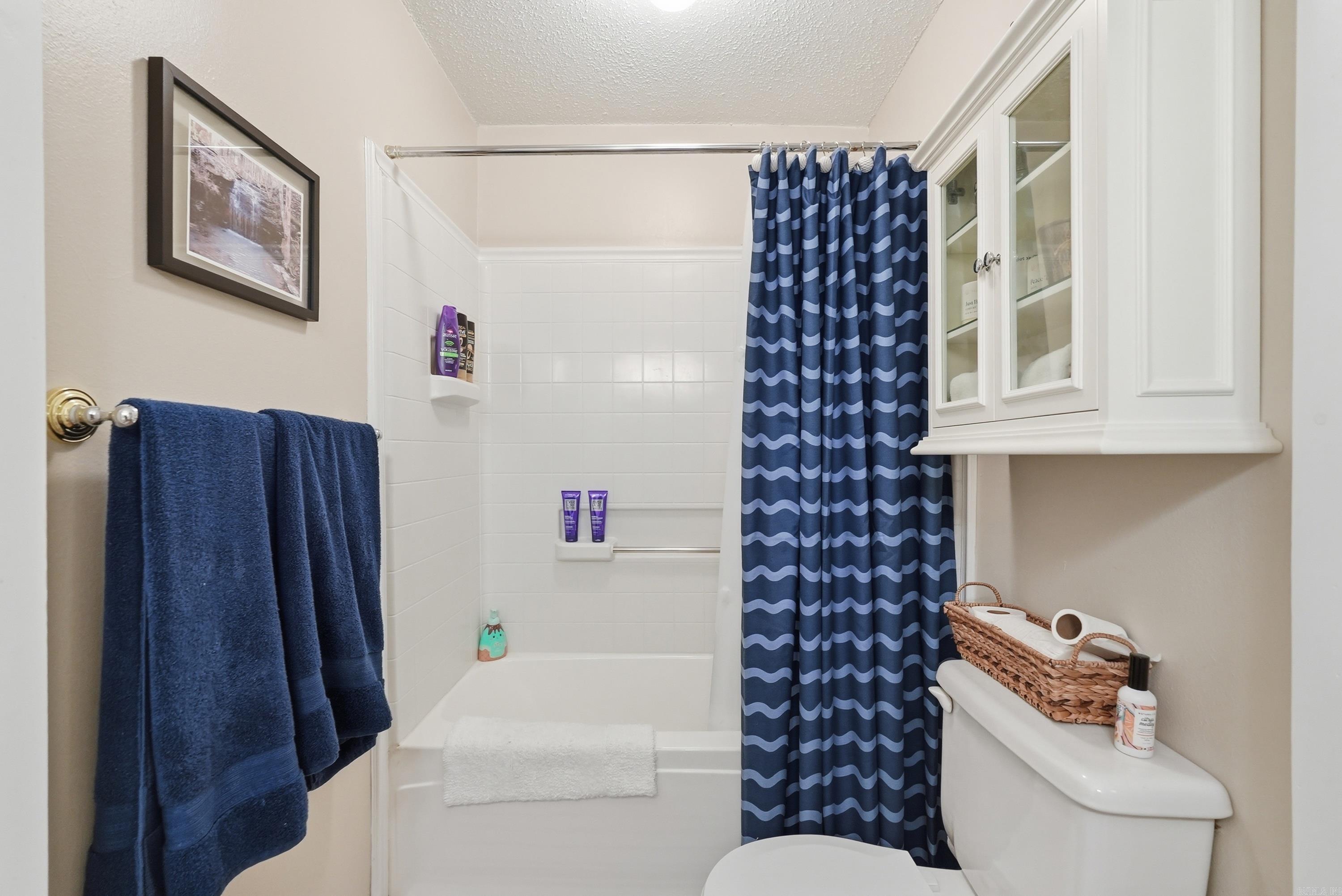 LAKEWOOD HILLS CONDO - Residential