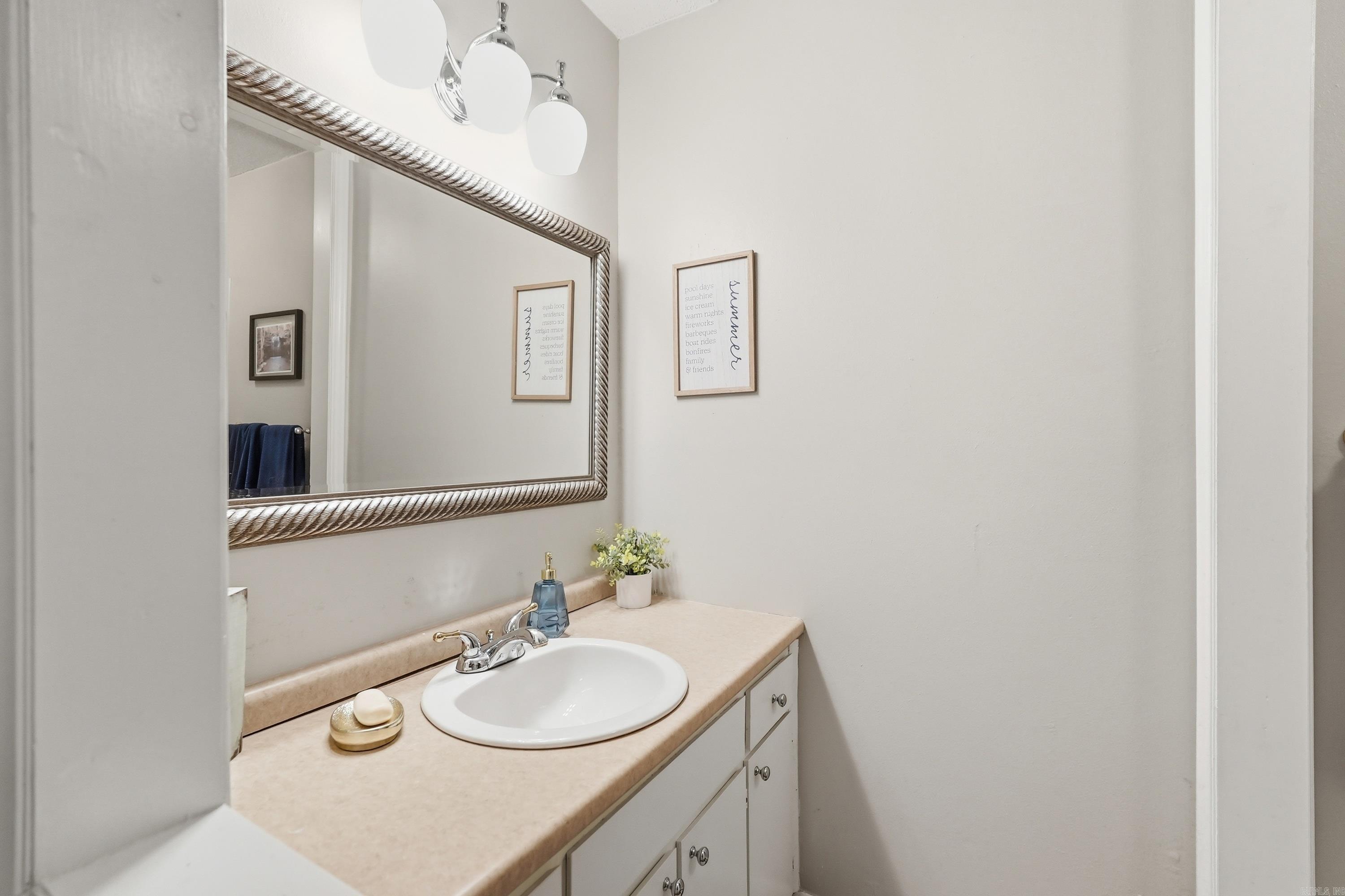 LAKEWOOD HILLS CONDO - Residential