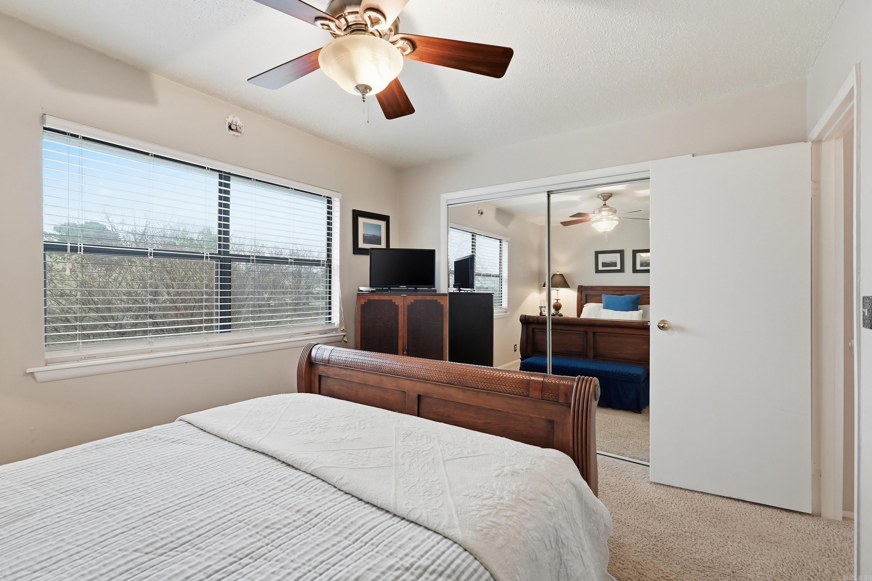 LAKEWOOD HILLS CONDO - Residential