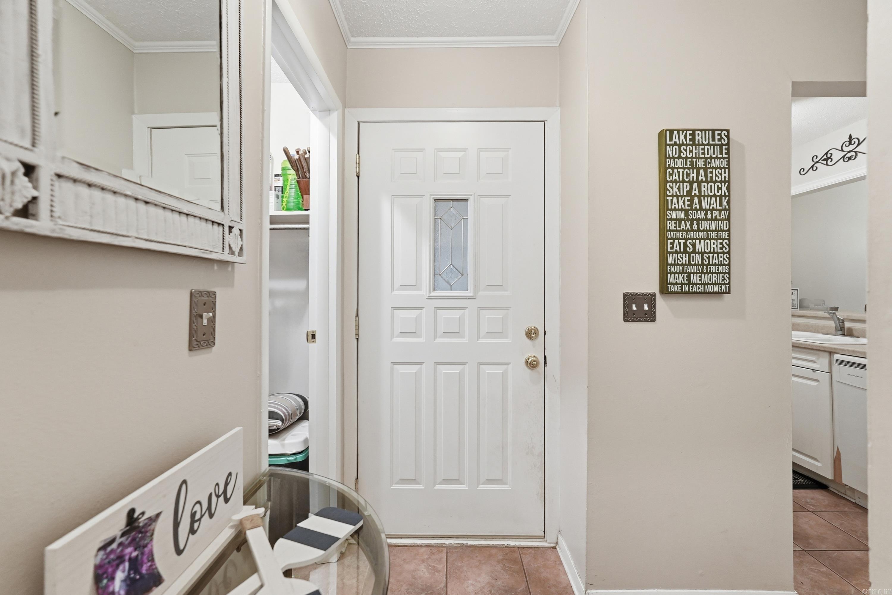 LAKEWOOD HILLS CONDO - Residential