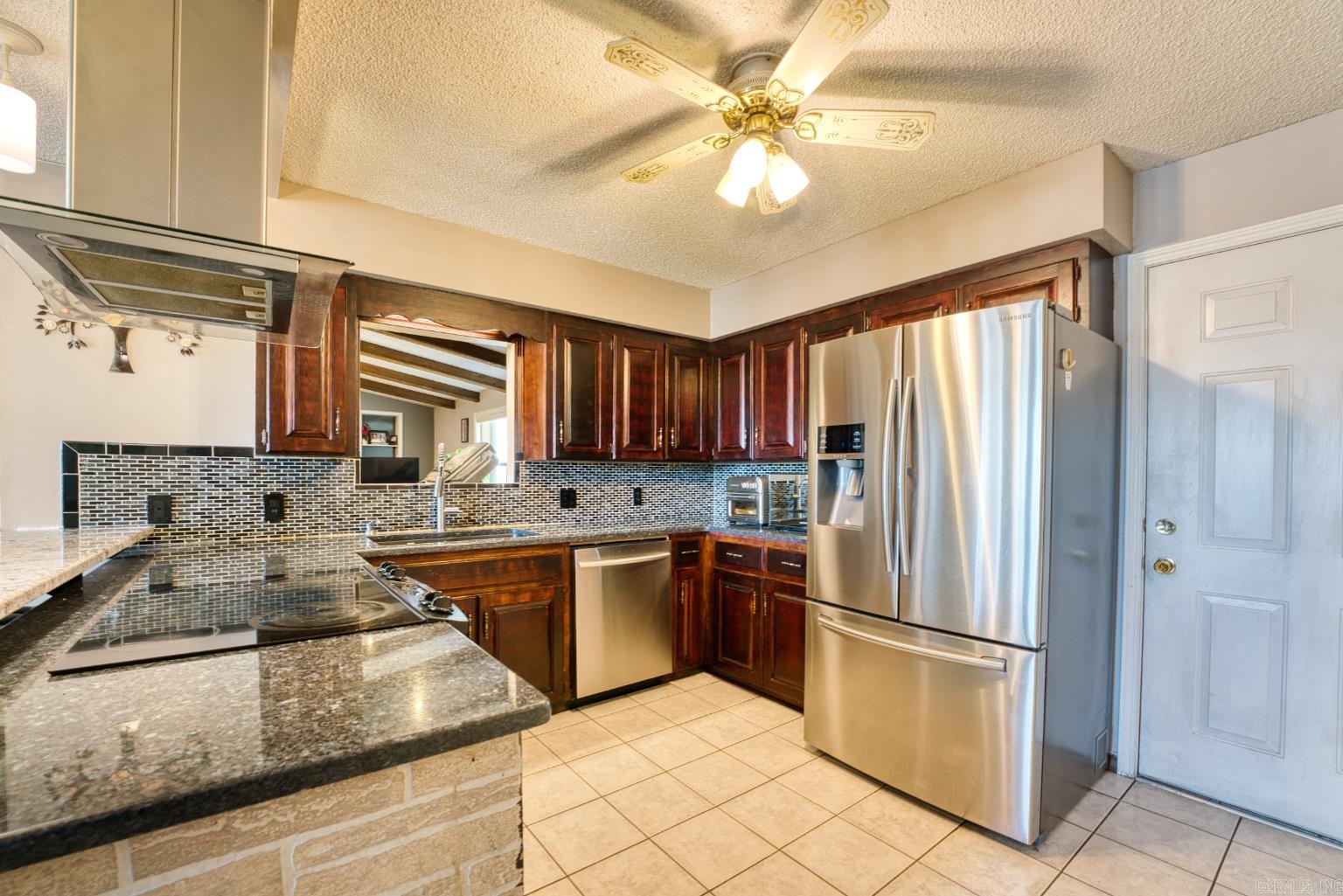 BROADMOOR - Residential