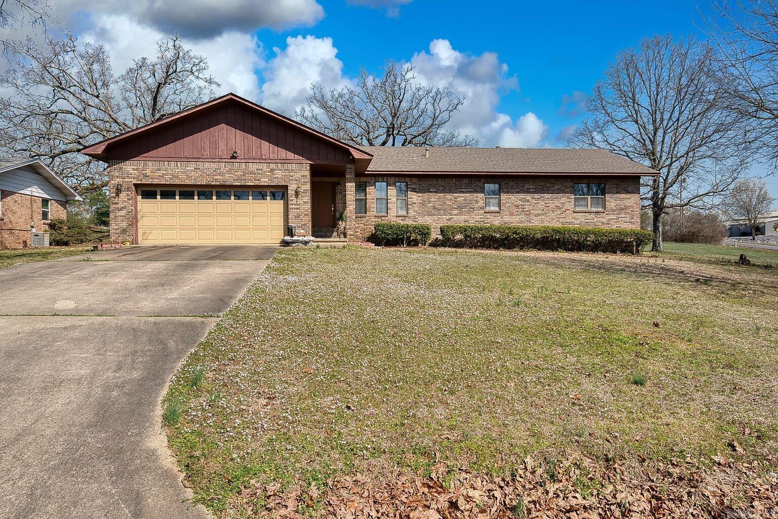 BROADMOOR - Residential