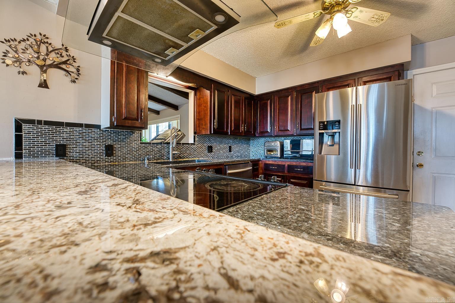 BROADMOOR - Residential