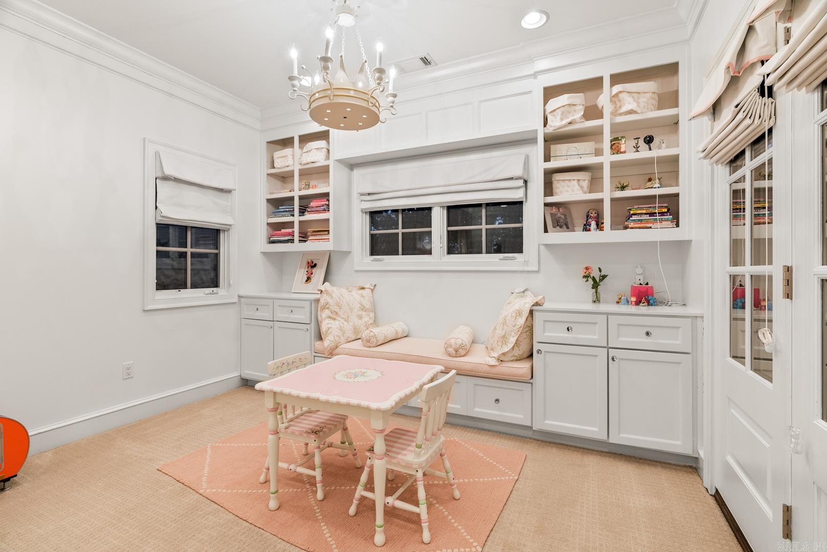 Newtons - Residential