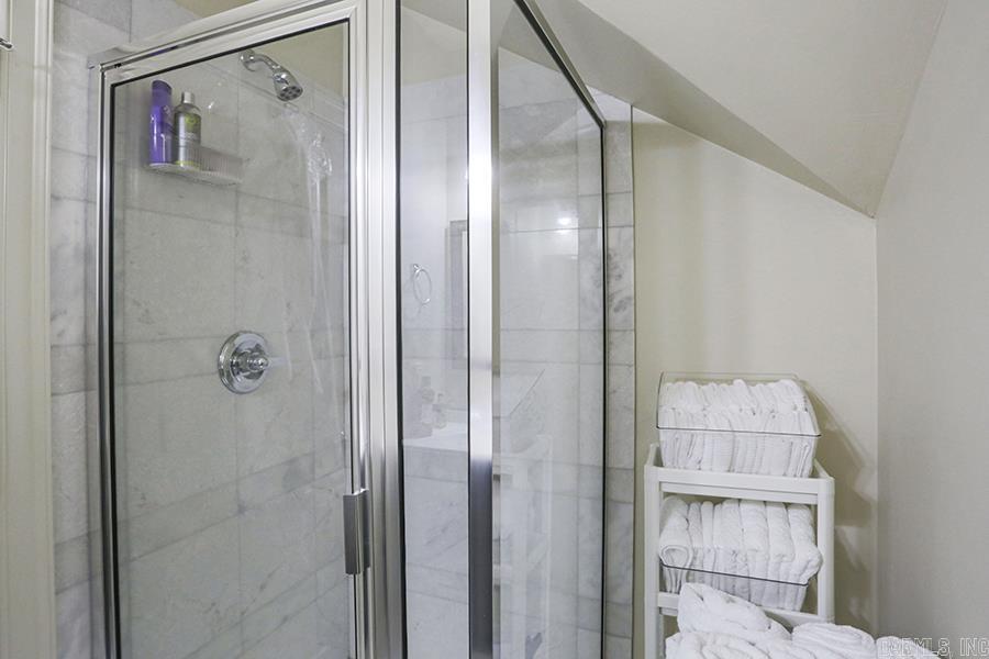 Newtons - Residential