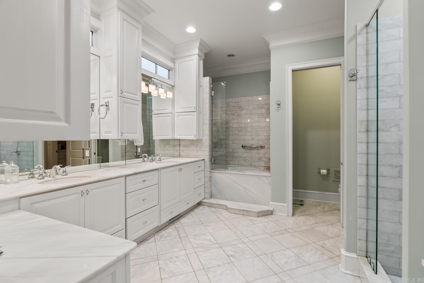 Newtons - Residential