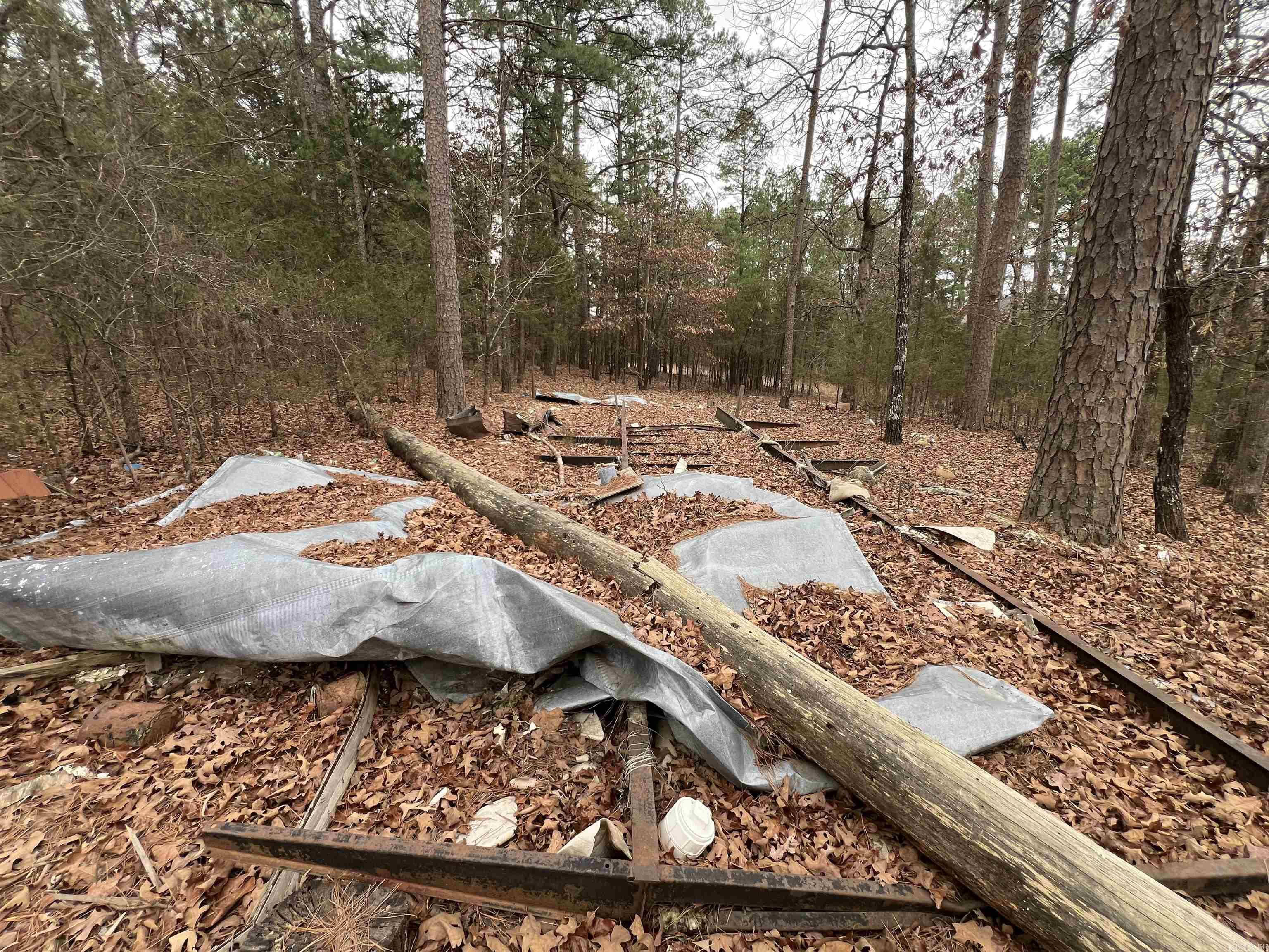 Metes & Bounds - Land