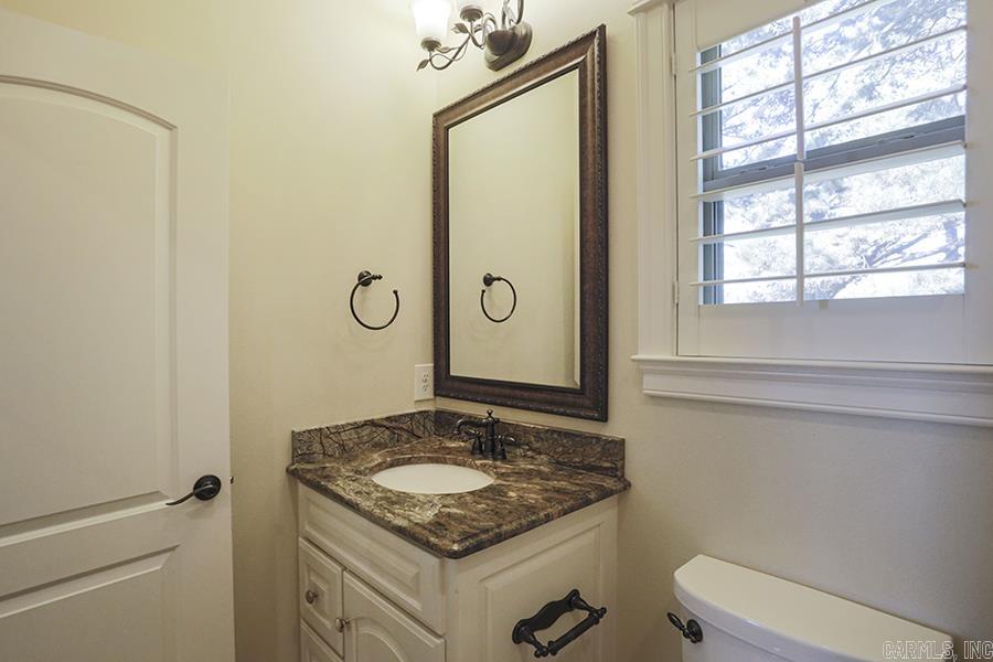 WOODLANDS EDGE - Residential