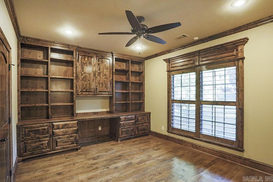 WOODLANDS EDGE - Residential