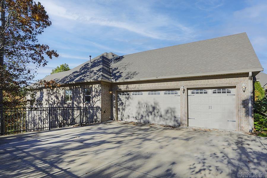 WOODLANDS EDGE - Residential